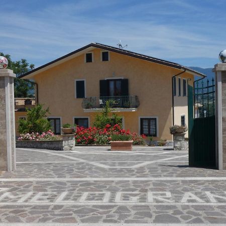 I Due Melograni Agriresort Tarano Екстериор снимка