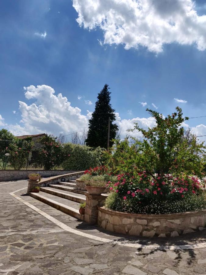 I Due Melograni Agriresort Tarano Екстериор снимка