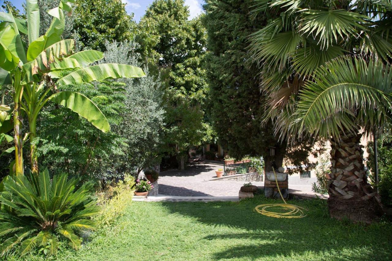 I Due Melograni Agriresort Tarano Екстериор снимка