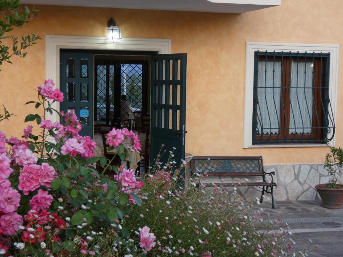 I Due Melograni Agriresort Tarano Екстериор снимка