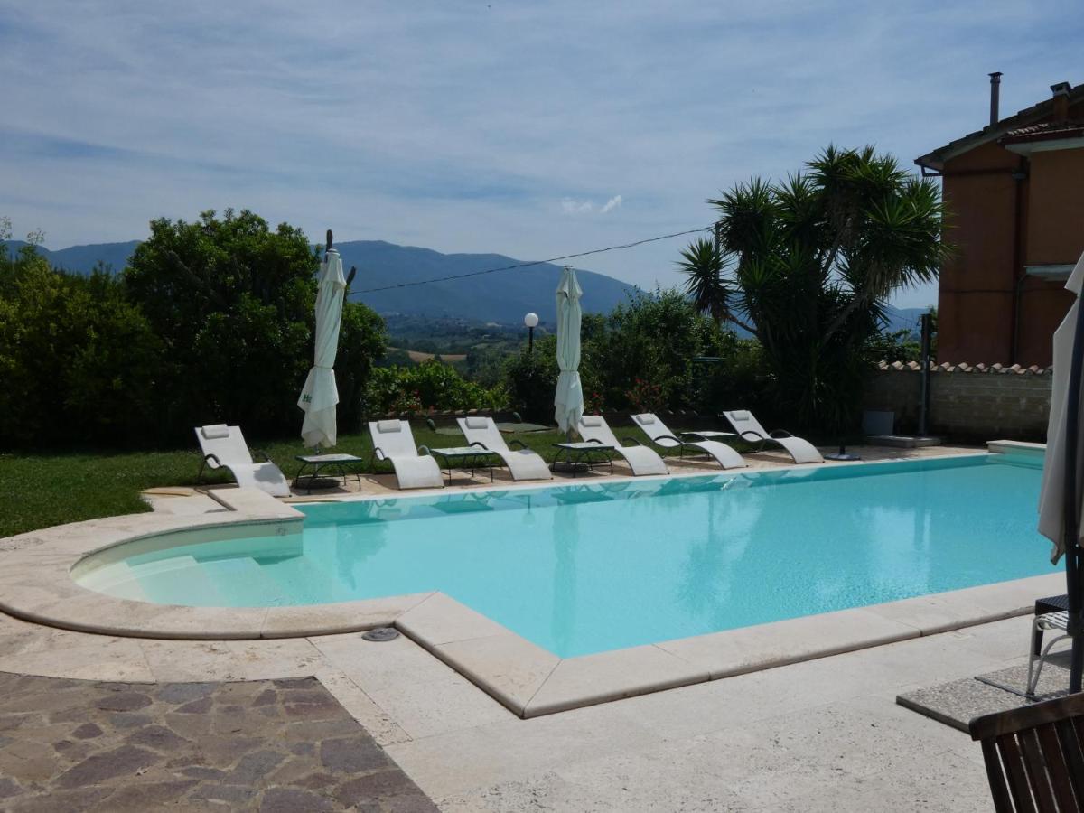 I Due Melograni Agriresort Tarano Екстериор снимка